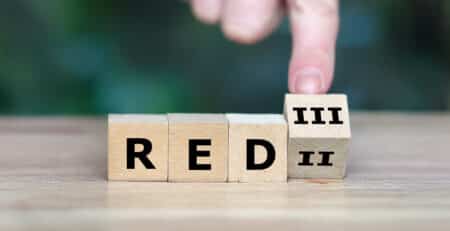 Stockfoto Würfel mit Beschriftung RED III